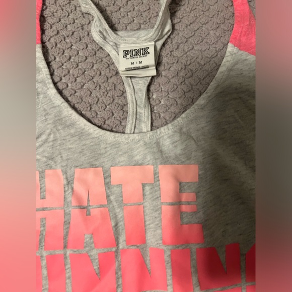 Pink vs top - Picture 2 of 2